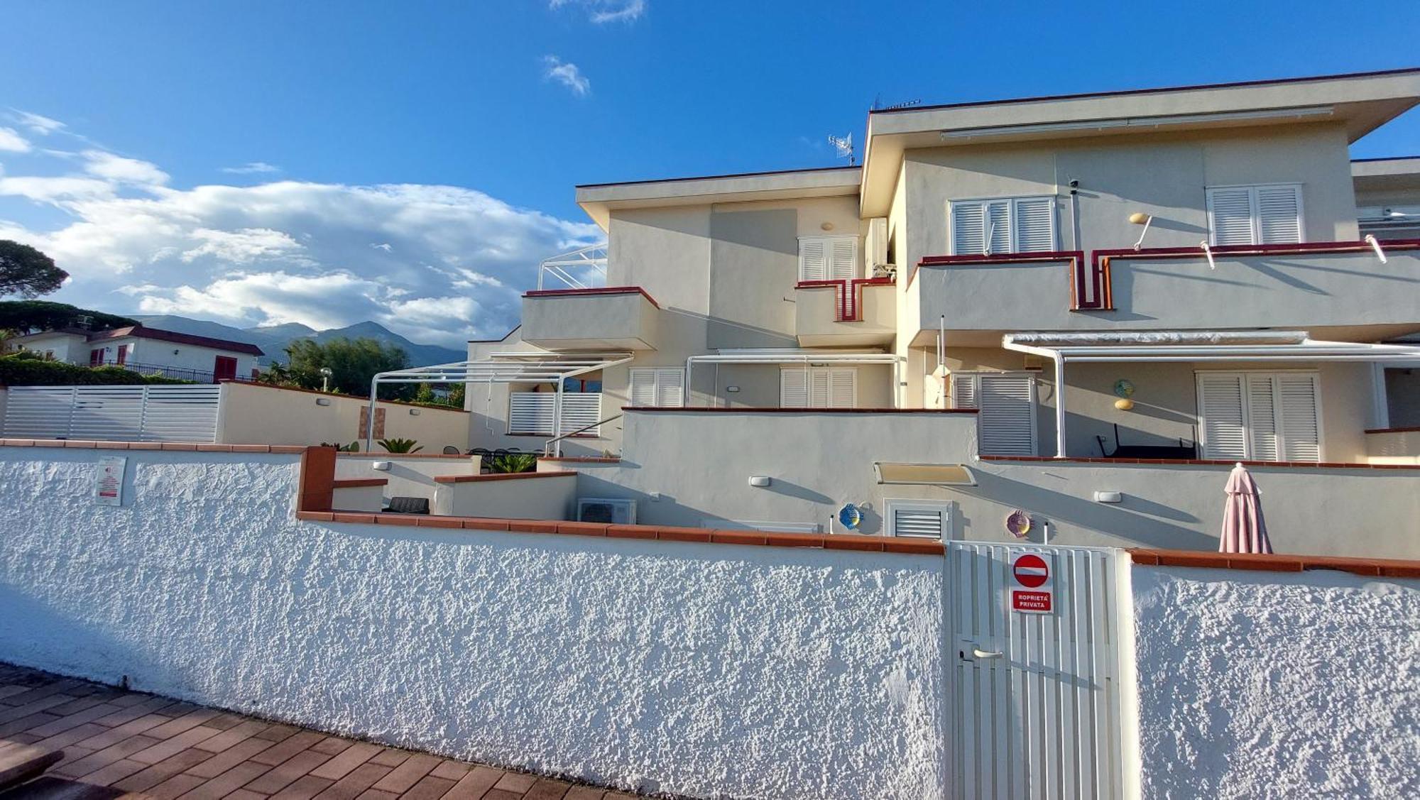 Domus Hormiae Apartment Formia Luaran gambar